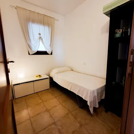 Stella Del Coghinas Apartment